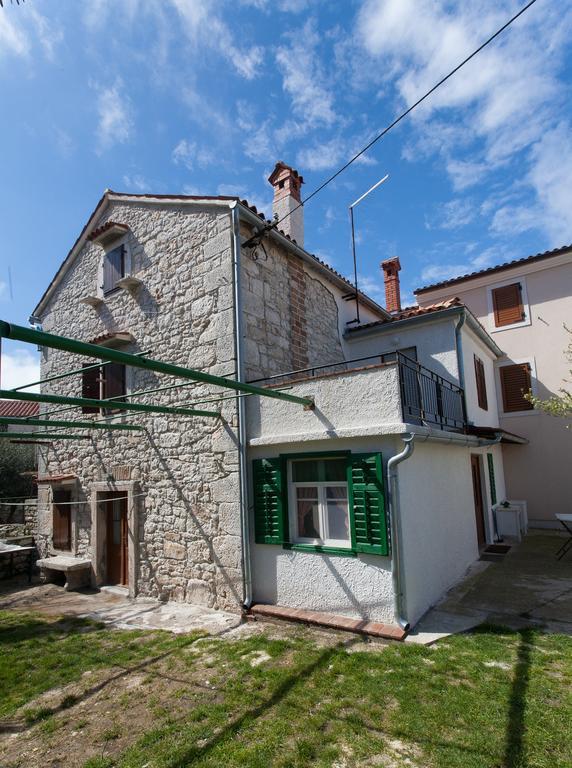 Holiday Home Mihovilovic Premantura Zimmer foto